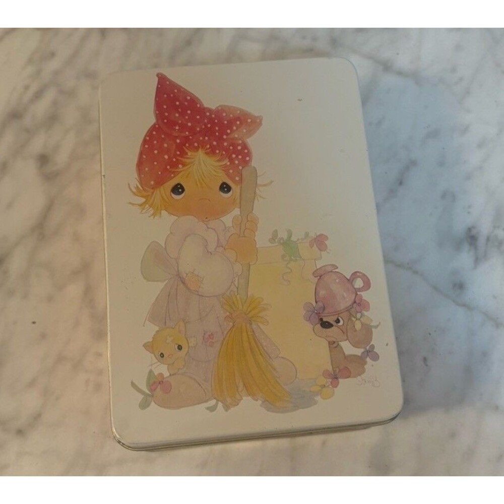VTG 1993 Precious Moments "Lord Keep Me Clean" Small Metal Tin